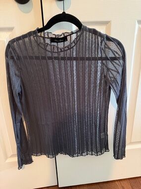 Anna Grace Sheer Long-Sleeve Mesh Top in Gray
